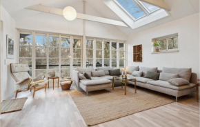 Stunning Home In Allingåbro With Wifi in Allingåbro